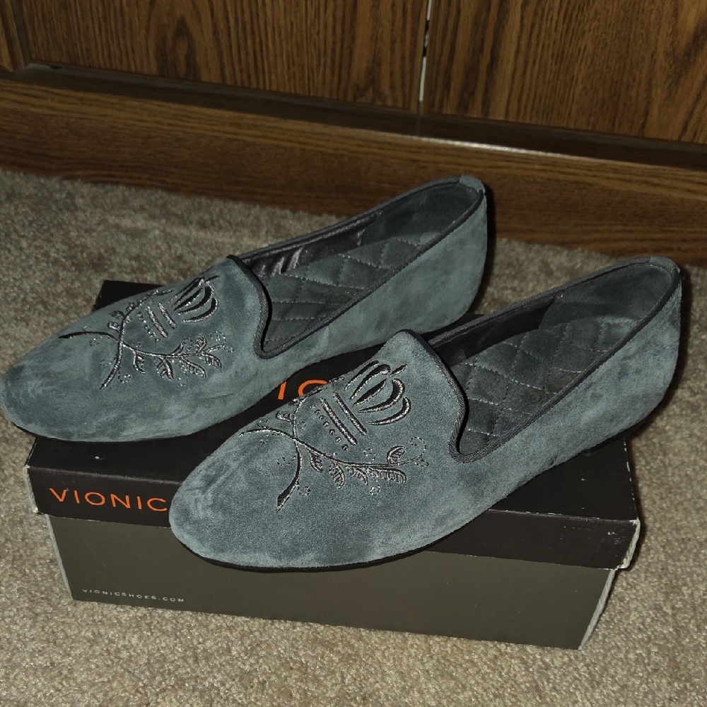 Vionic Charcoal Embroidered Slip-Ons